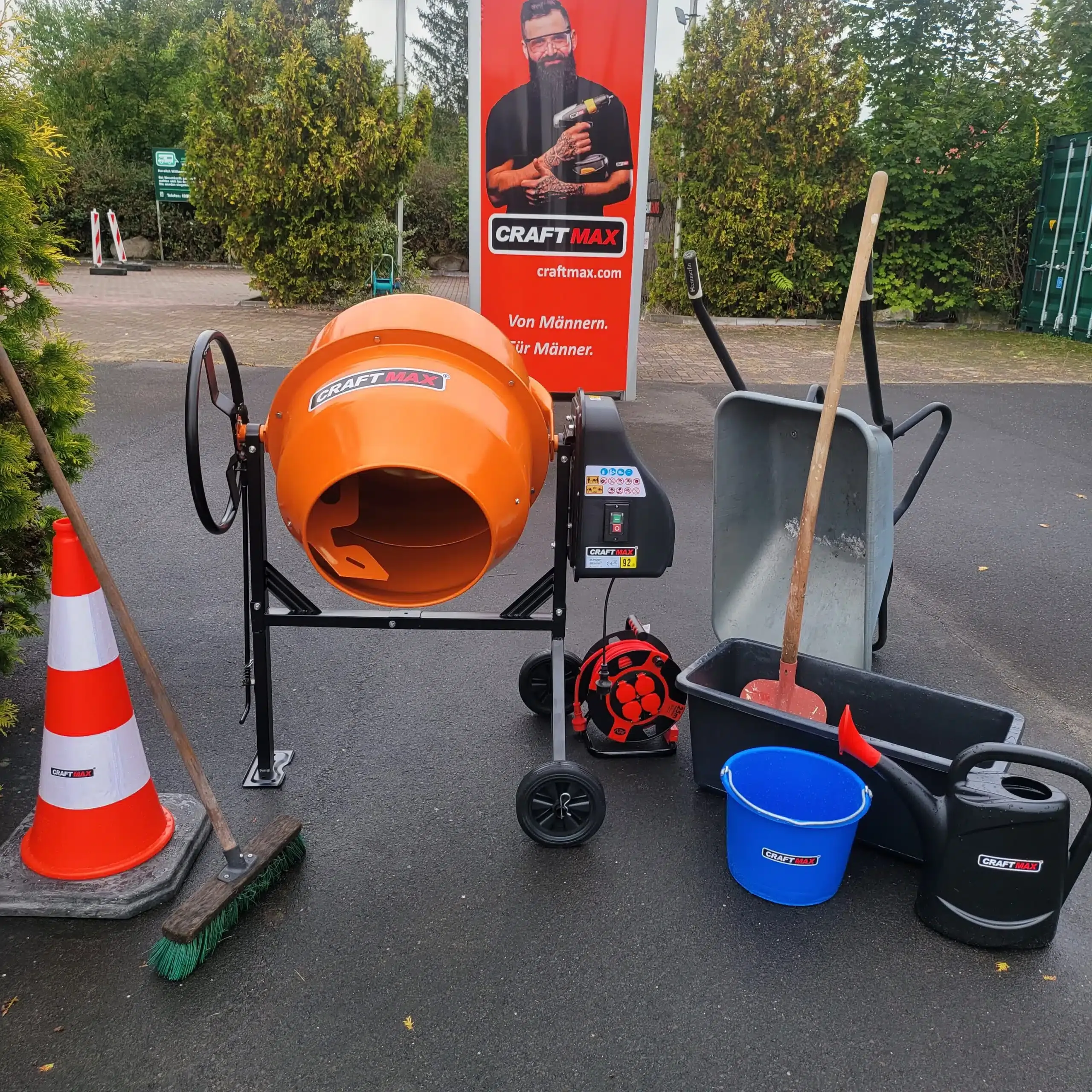 Betonmischer zu vermieten: 130 Liter Profi-Mischmaschine, 600 Watt – 230 Volt – Bild 5